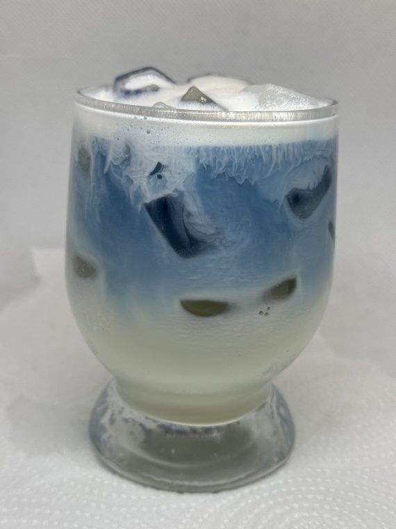 Butterfly pea latte
